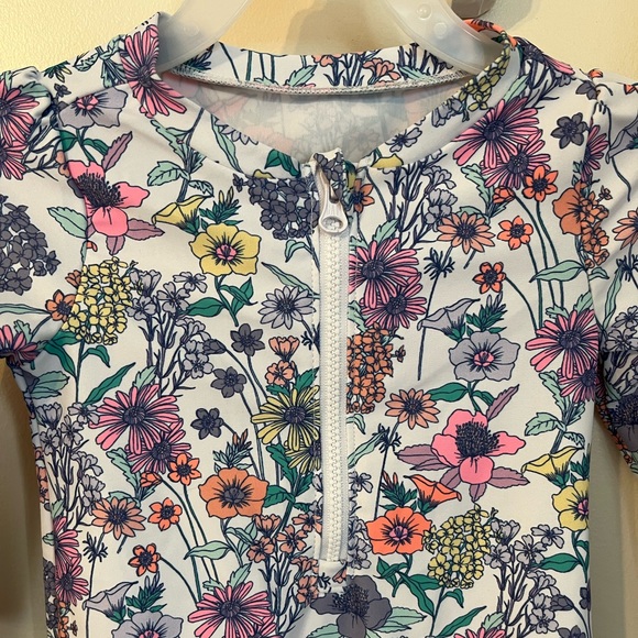 🔆Baby Gap Rash Guard Swim Suit Size 6-12 Months - Picture 2 of 4